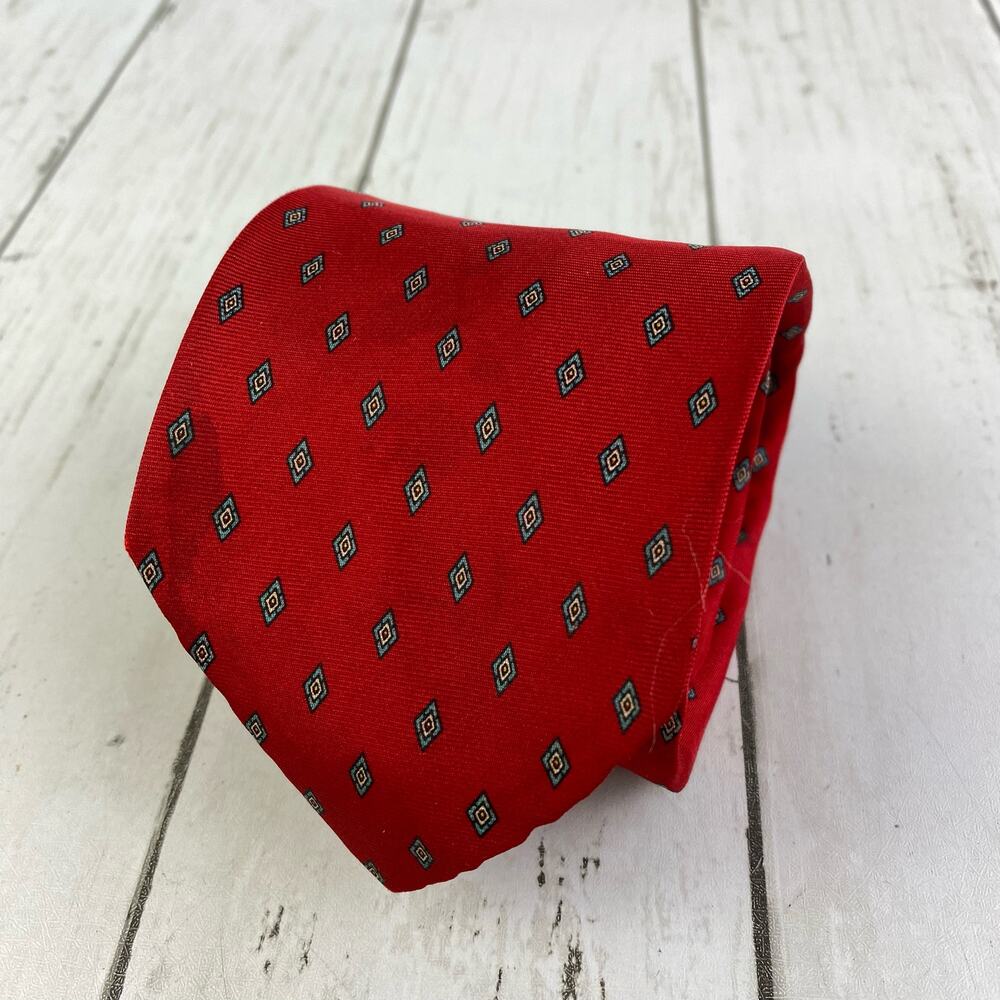VTG Christian Dior Paris New York Red Silk Diamond Pattern Neck Tie Business
